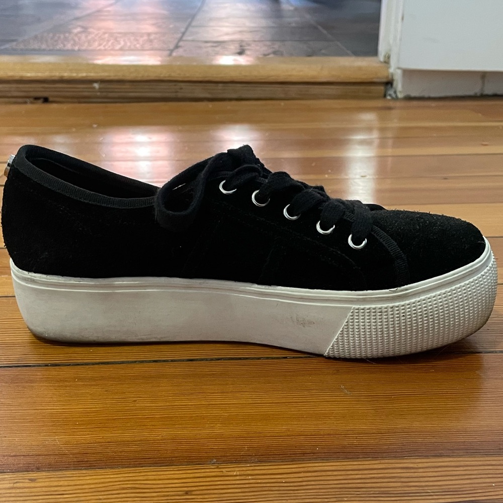Steve Madden Sneakers - Picture 4 of 4